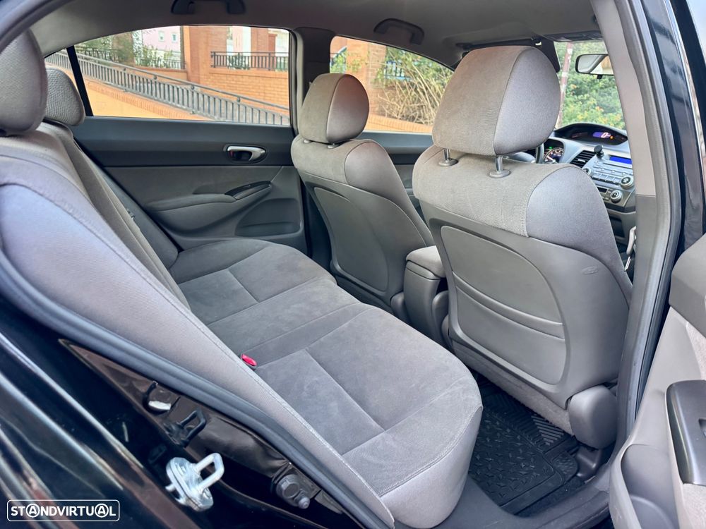 Honda Civic - 9