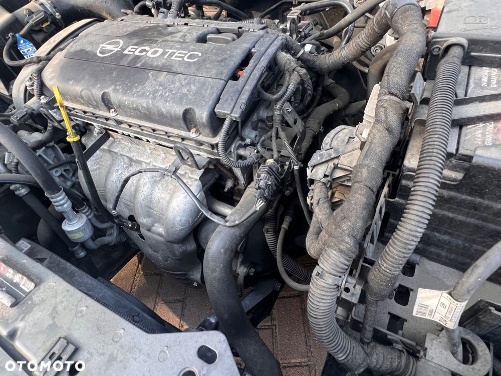 Opel Astra 1.6 Cosmo EU6 - 14