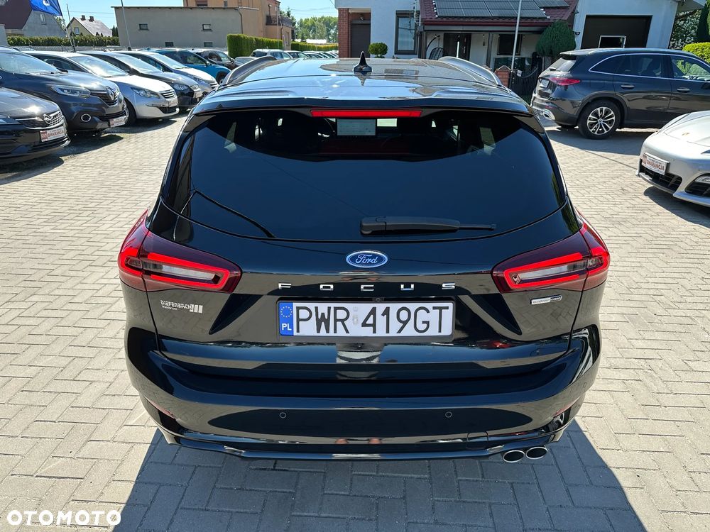 Ford Focus SW - 39