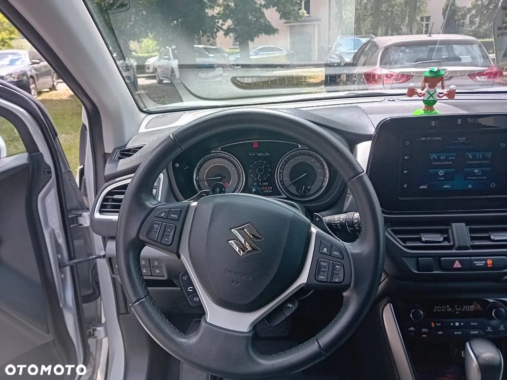 Suzuki SX4 S-Cross 1.4 SHVS Premium 4WD - 23