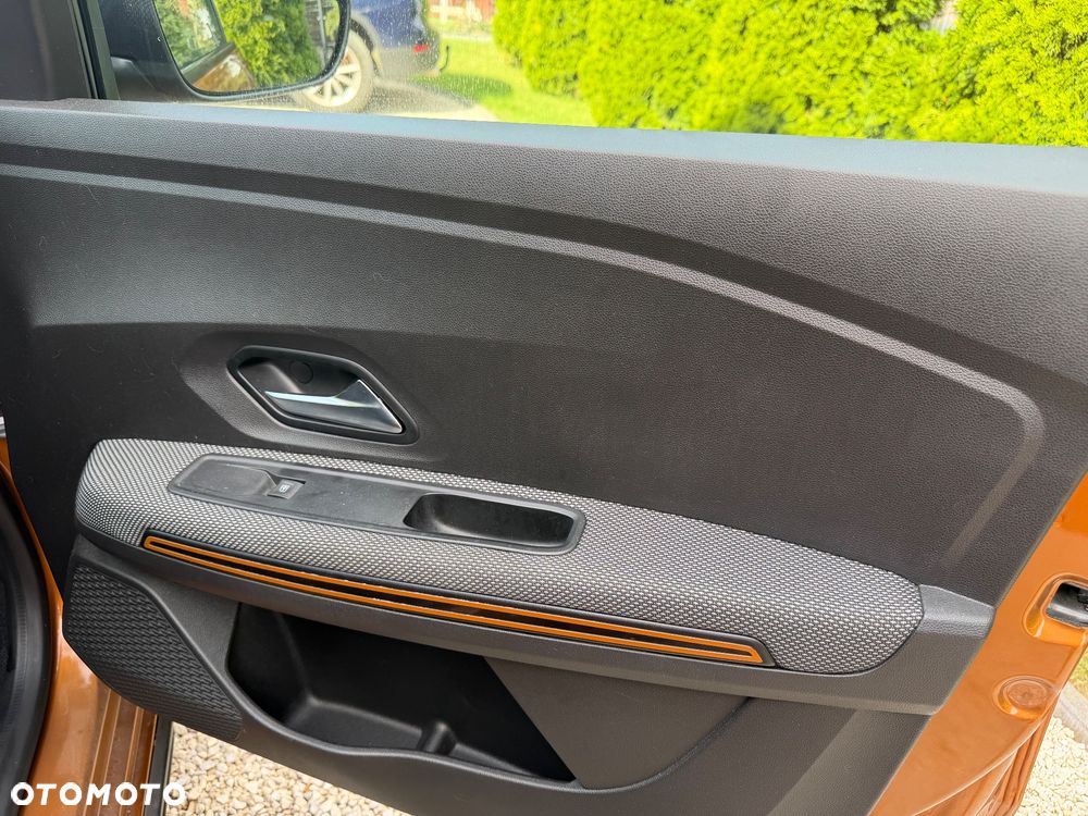 Dacia Sandero Stepway 1.0 TCe Laureate S&S - 17