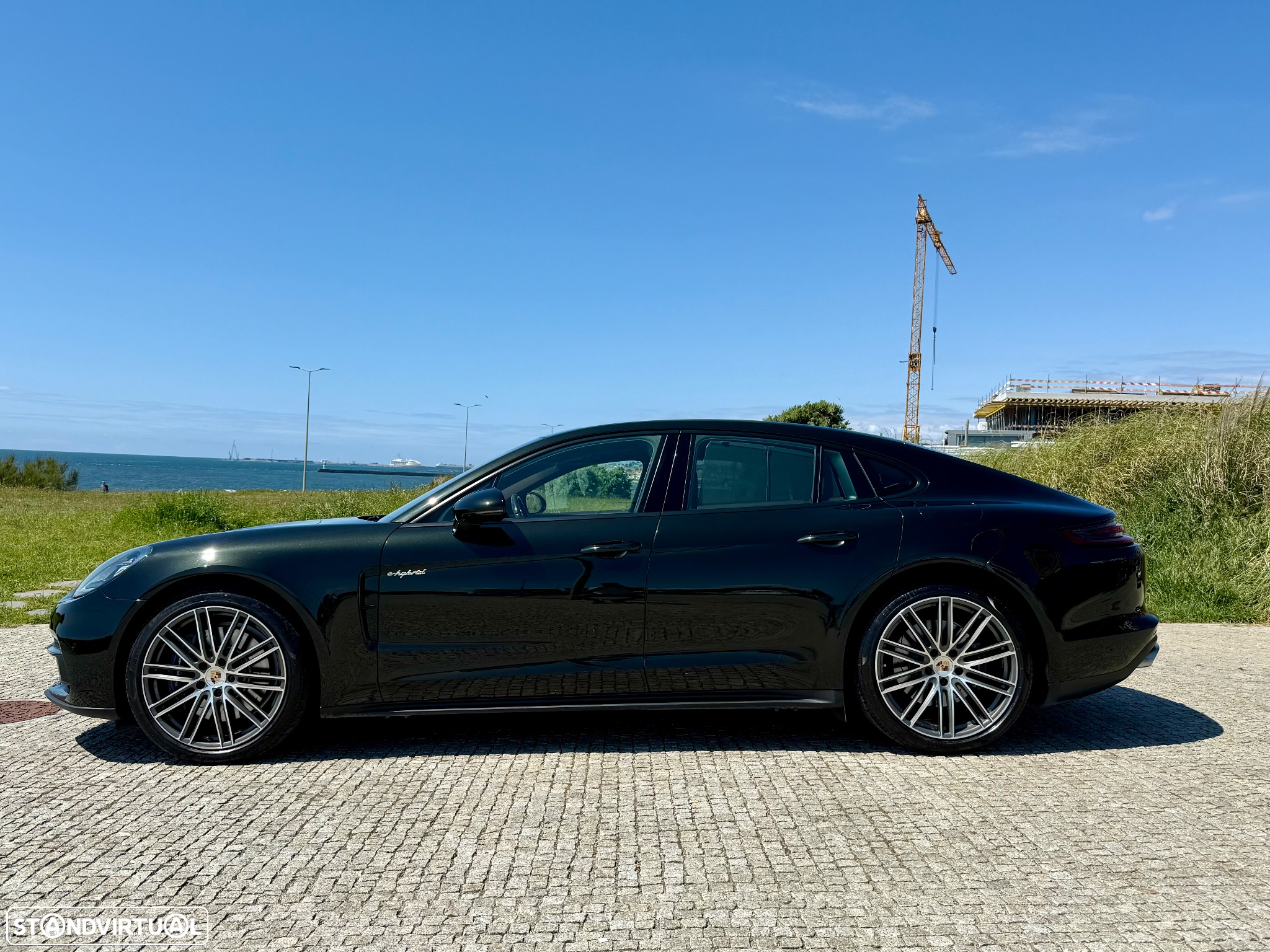 Porsche Panamera 4 E-Hybrid - 8