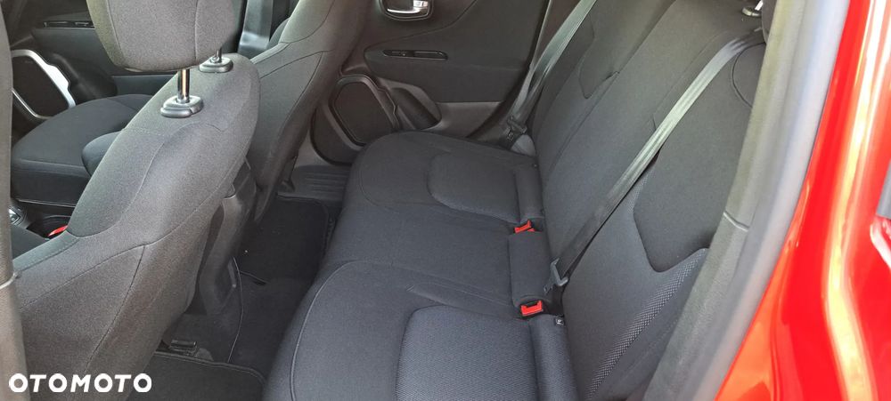 Jeep Renegade - 21