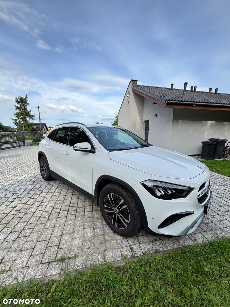 Mercedes-Benz GLA 200 Style - 1
