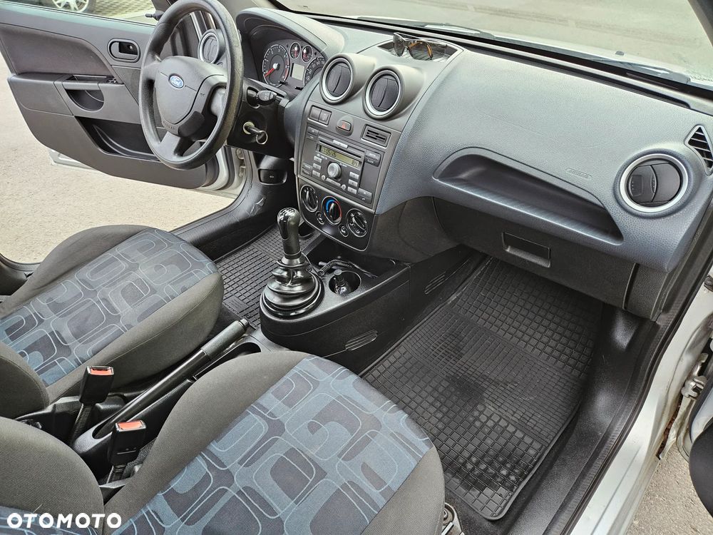 Ford Fiesta 1.4 TDCI Fun X - 12