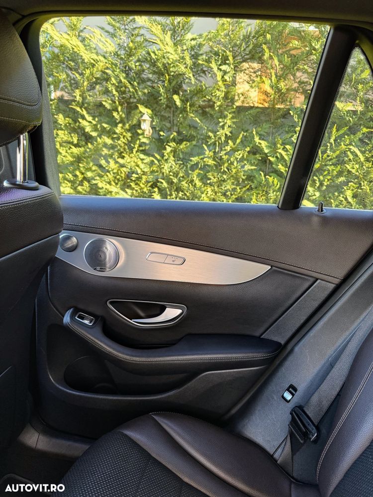 Mercedes-Benz GLC - 15