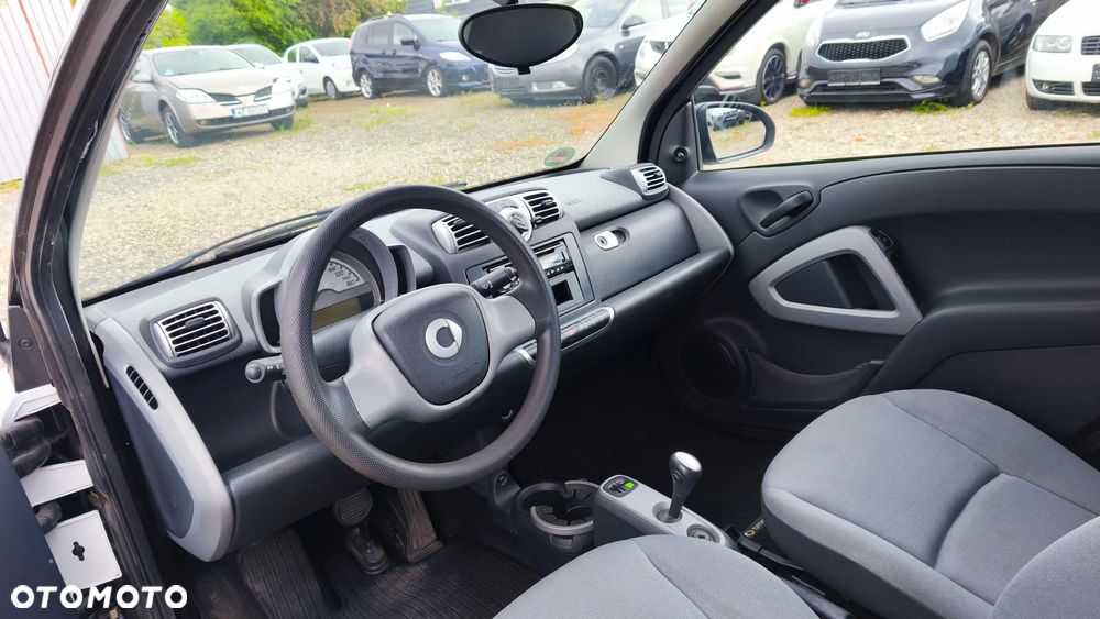 Smart Fortwo softouch black&white limited micro hybrid drive - 16