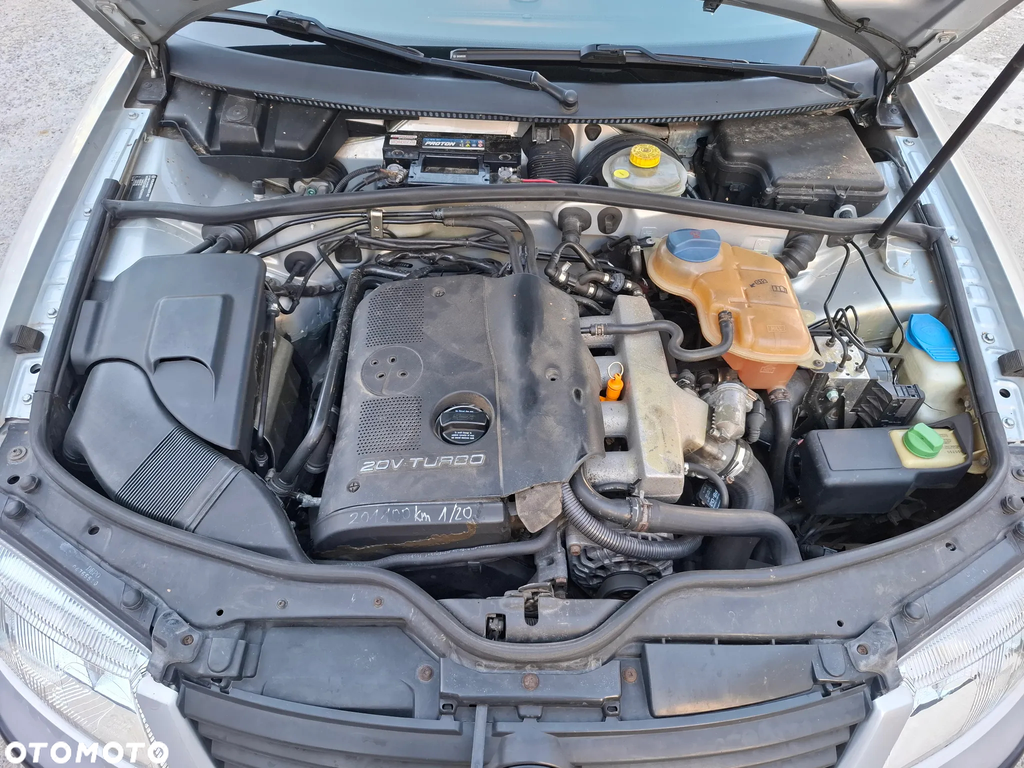 Volkswagen Passat 1.8T - 9