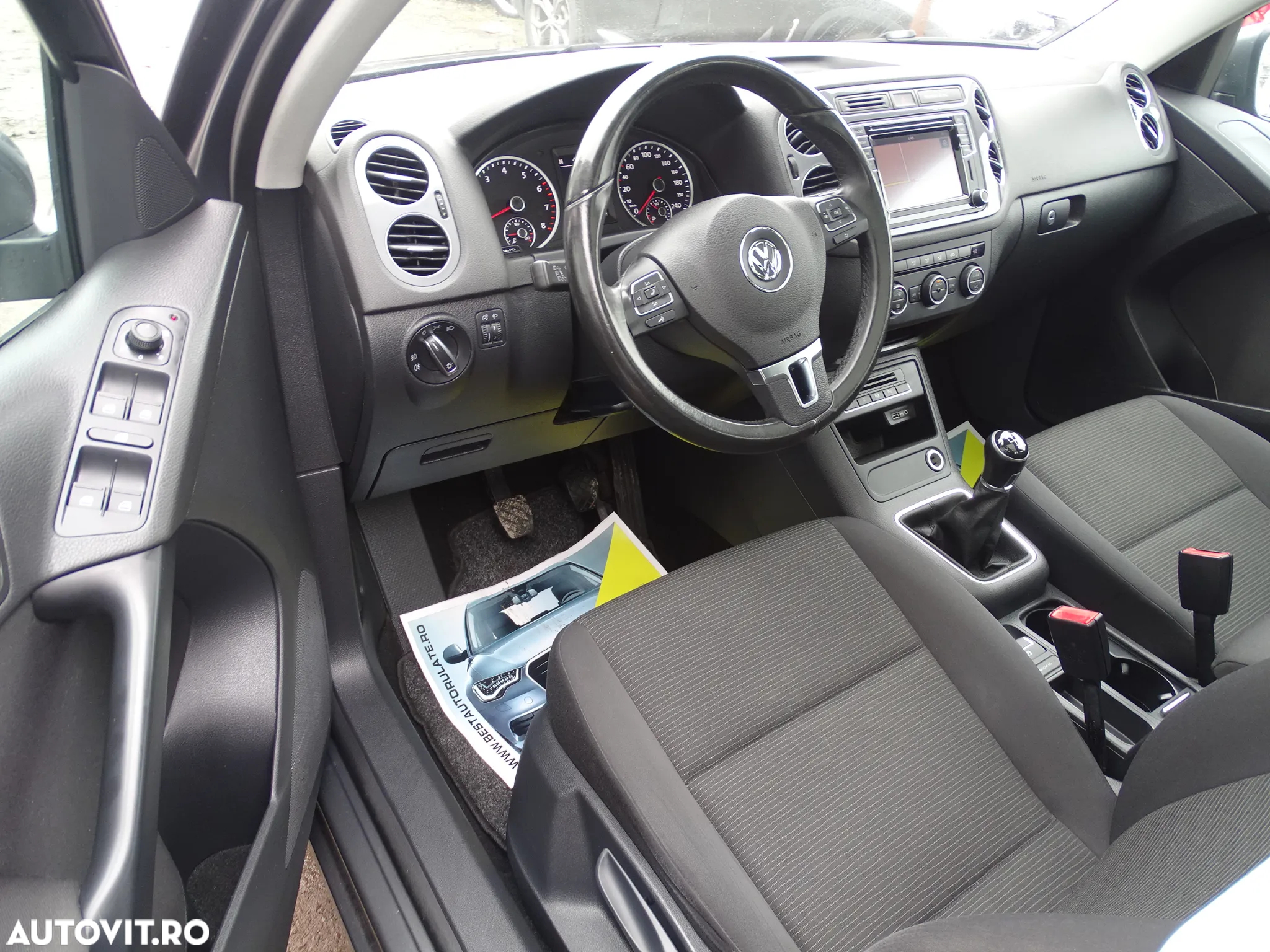 Volkswagen Tiguan 1.4 TSI BlueMotion Technology Trend & Fun - 10