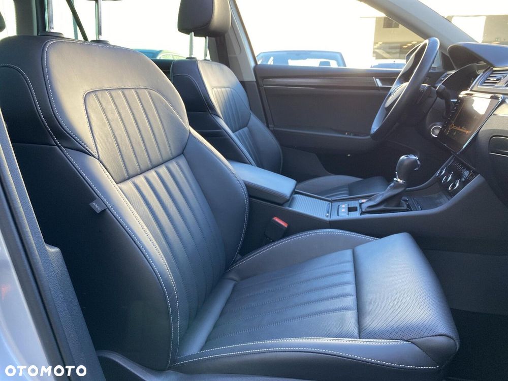 Skoda Superb 2.0 TDI SCR Style DSG - 21