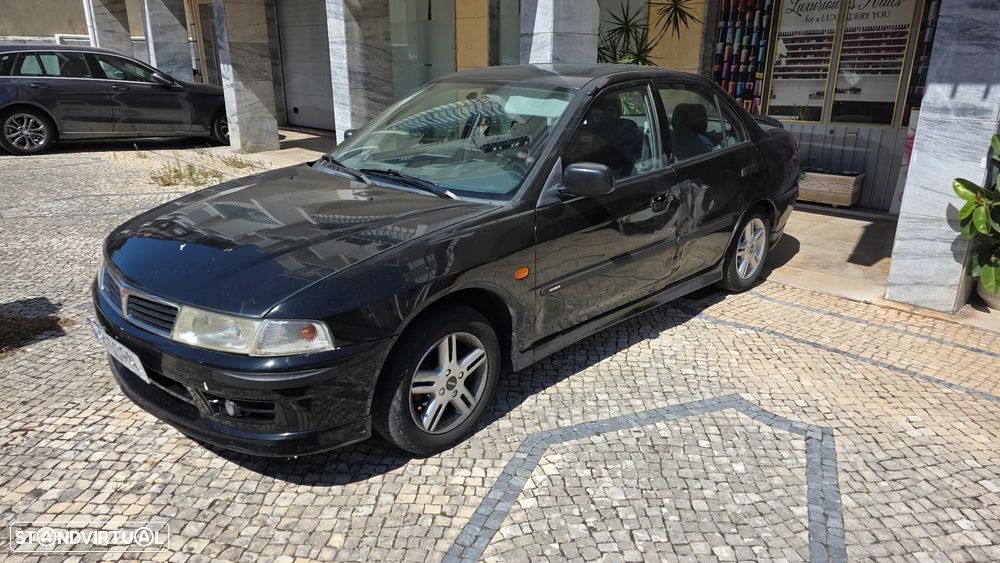 Mitsubishi Lancer 1.3 GLX - 1