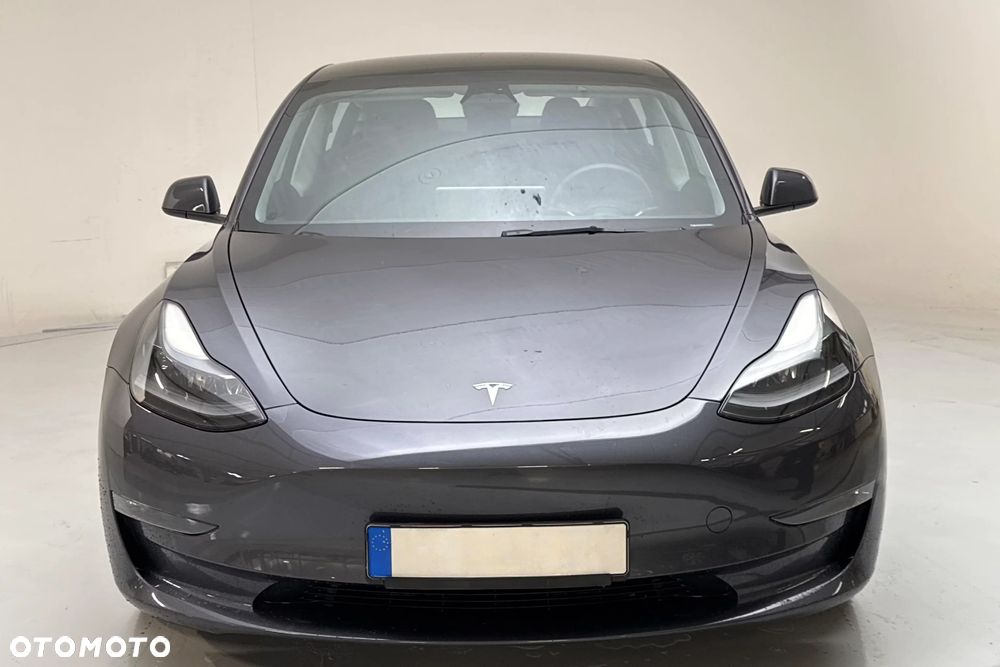 Tesla Model 3 Langstreckenbatterie Allradantrieb Dual Motor Performance - 4