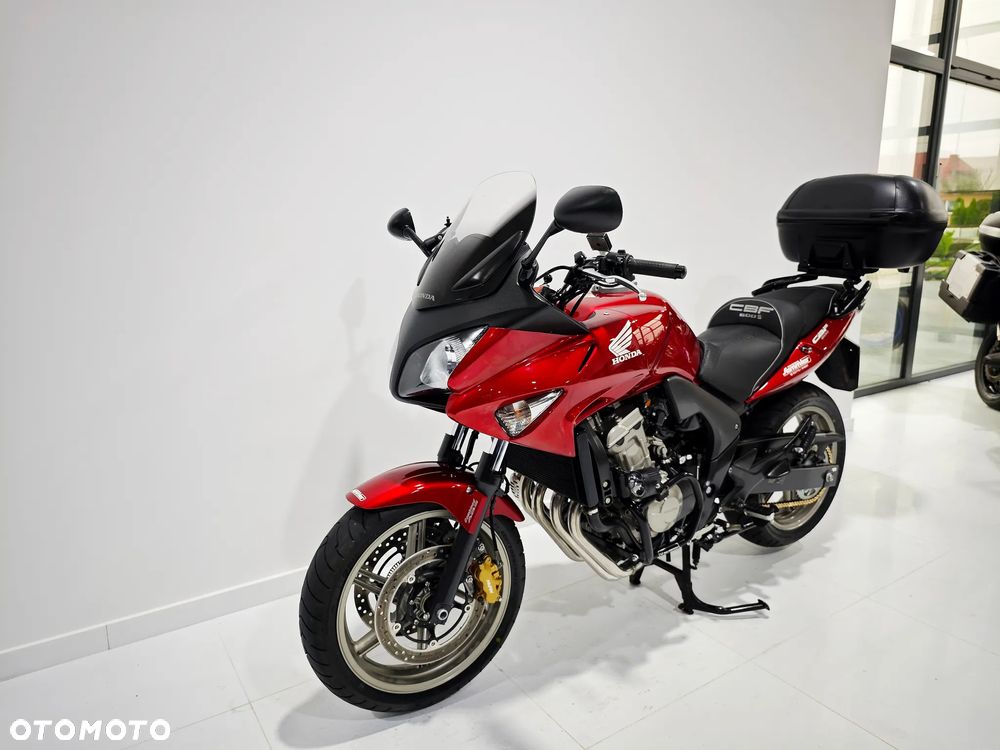 Honda CBF - 3