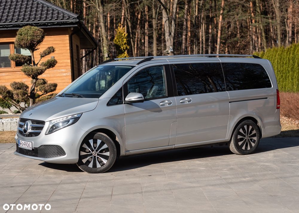 Mercedes-Benz Klasa V 300 d lang 4Matic 9G-TRONIC Exclusive Edition - 29