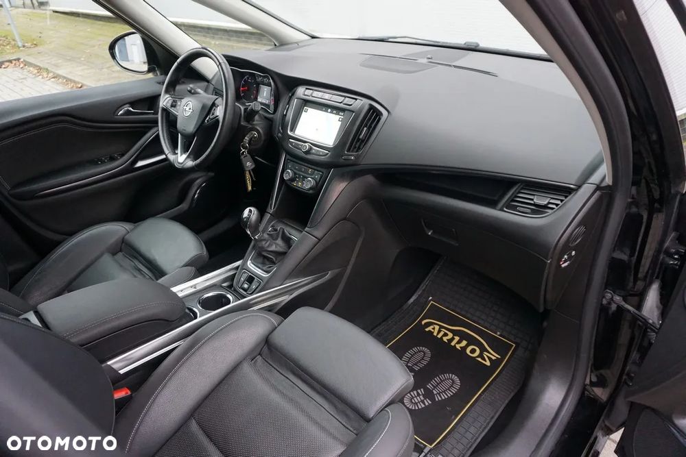 Opel Zafira 1.4 T Cosmo EU6 - 35