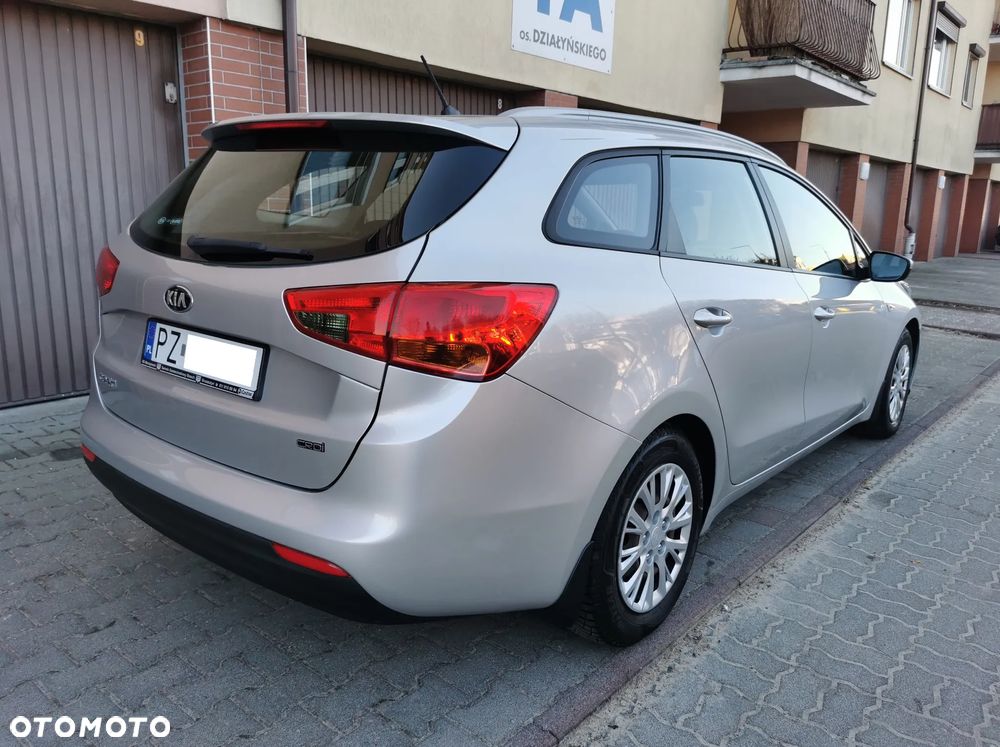 Kia Ceed 1.6 CRDi Business Line - 25