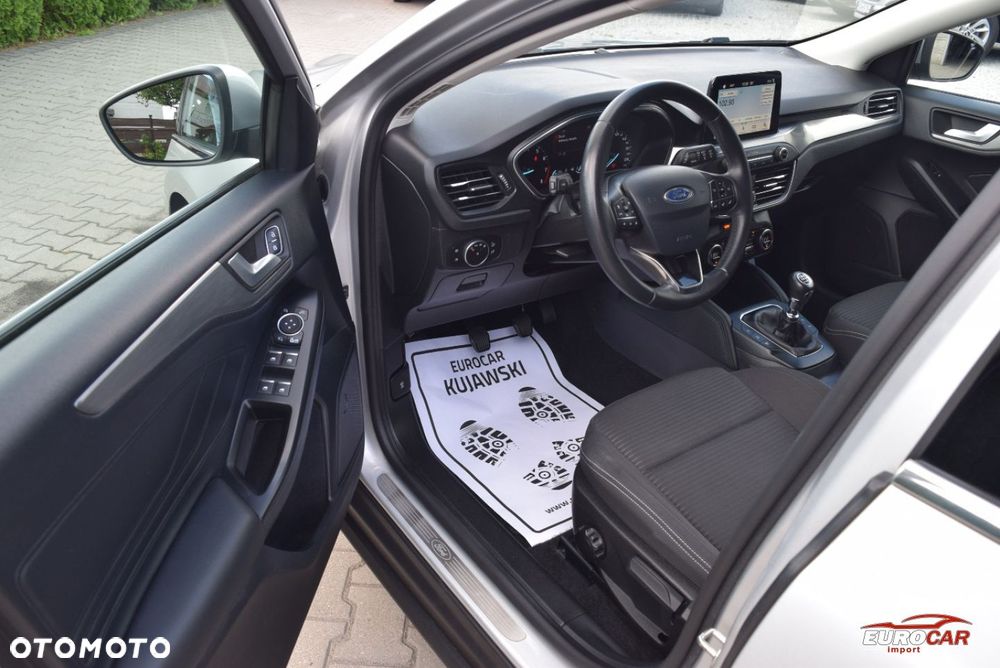 Ford Focus 1.0 EcoBoost Titanium Business - 11