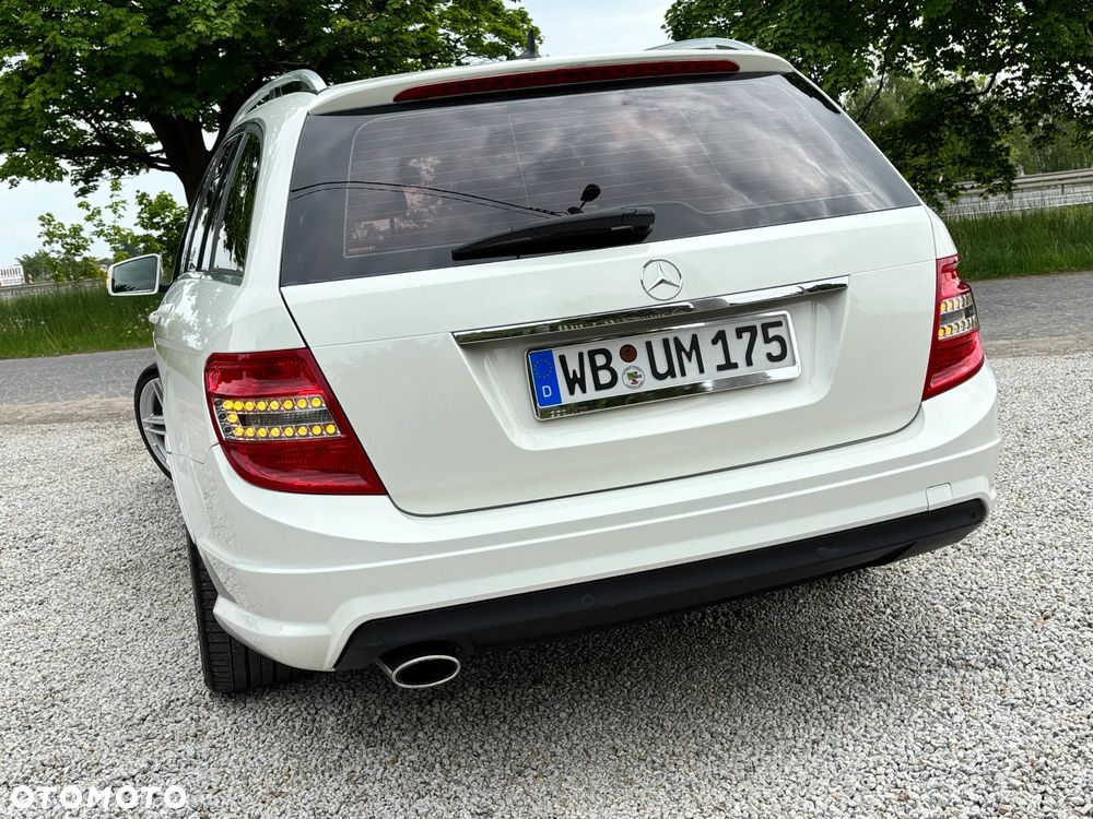 Mercedes-Benz Klasa C 200 Kompressor Avantgarde - 26