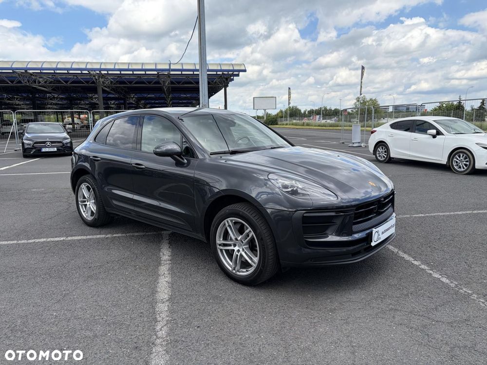 Porsche Macan Standard - 3