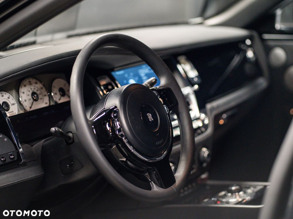 Rolls-Royce Ghost - 37