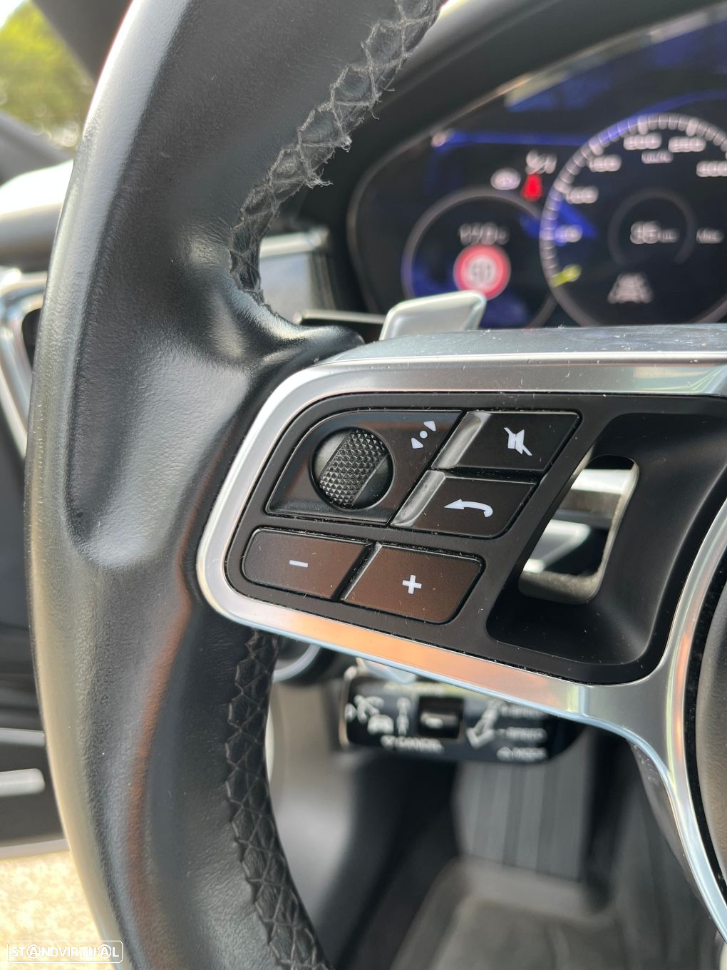 Porsche Panamera Sport Turismo 4 E-Hybrid - 32
