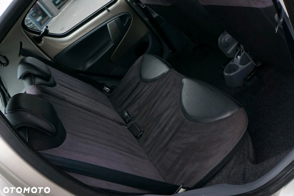 Toyota Aygo 1.0 VVT-i Premium - 21