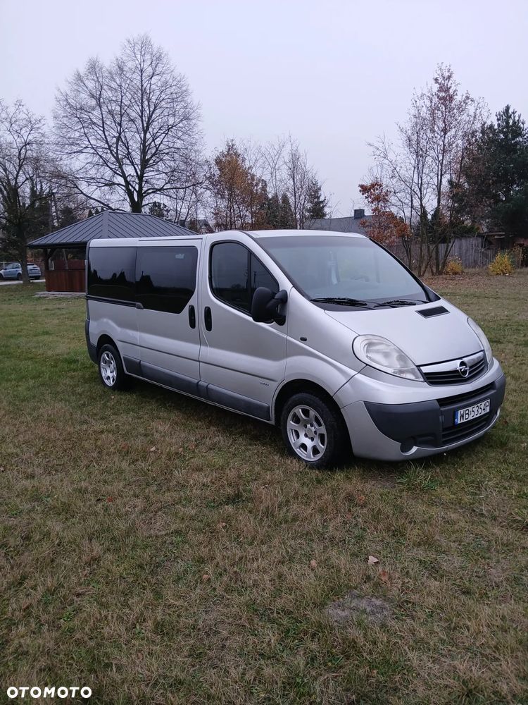 Opel Vivaro - 10