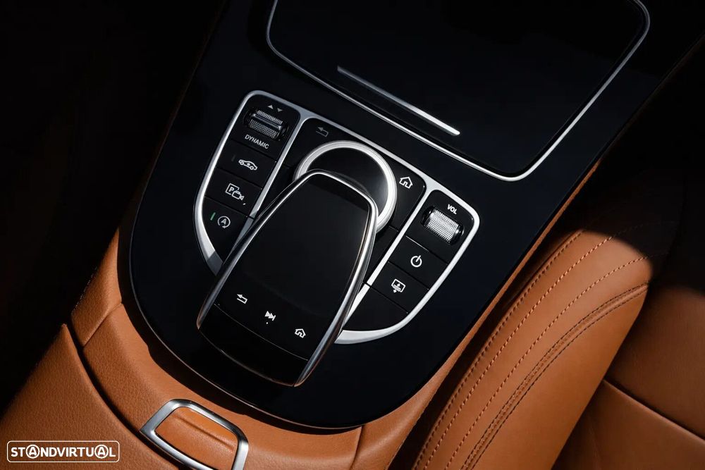 Mercedes-Benz E 350 D AMG - 10