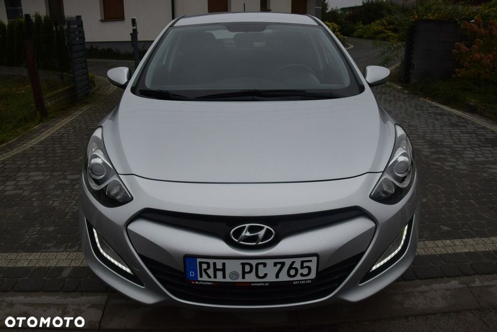 Hyundai i30 1.4 Classic + - 6