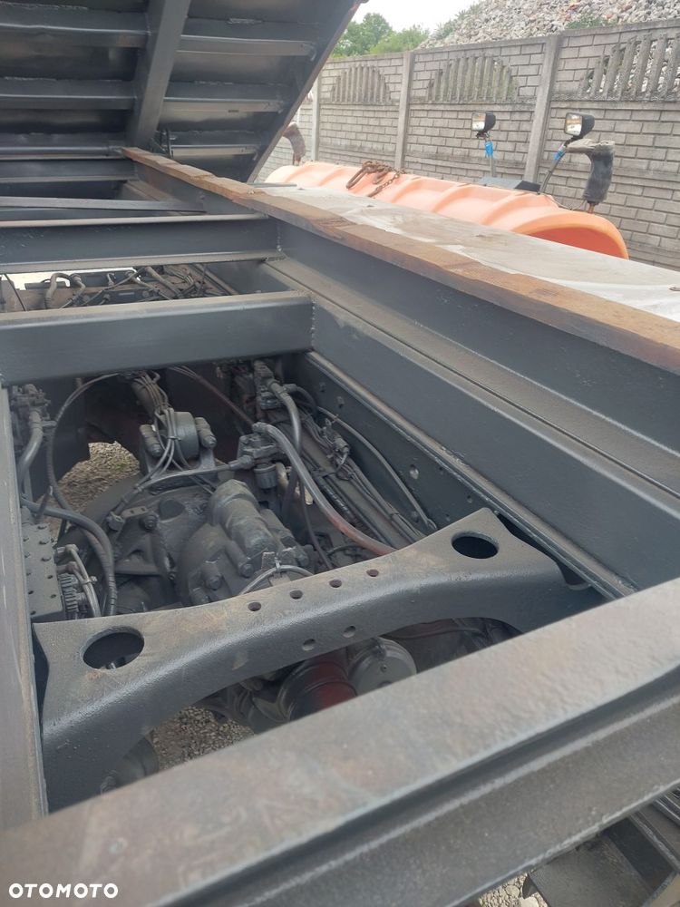 Scania 94C 260 HDS Palfinger + chwytak palet - 14