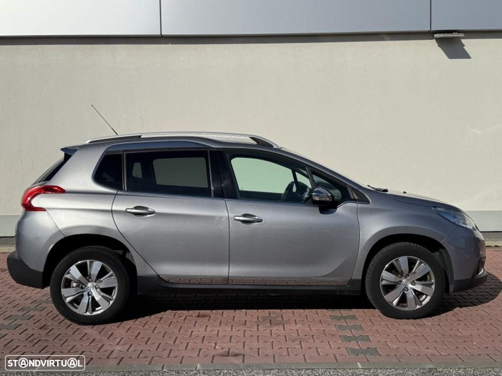 Peugeot 2008 1.6 e-HDi Allure - 23