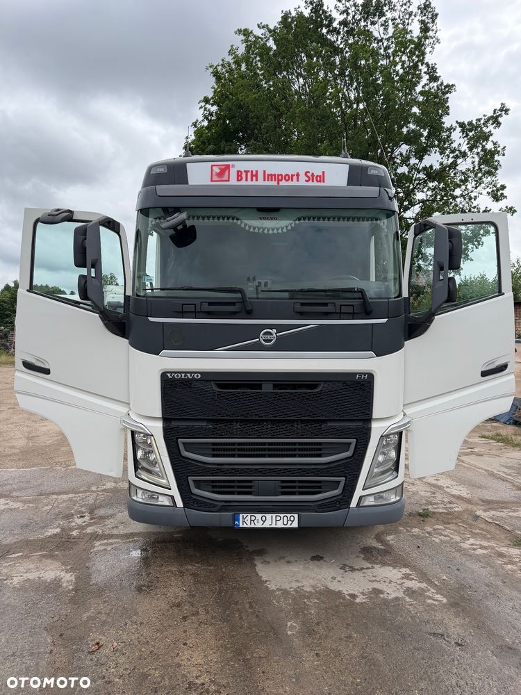 Volvo FH4 / AUTOMAT / POLSKI SALON !! / STANDARD / EURO 6 / 2015 ROK - 11