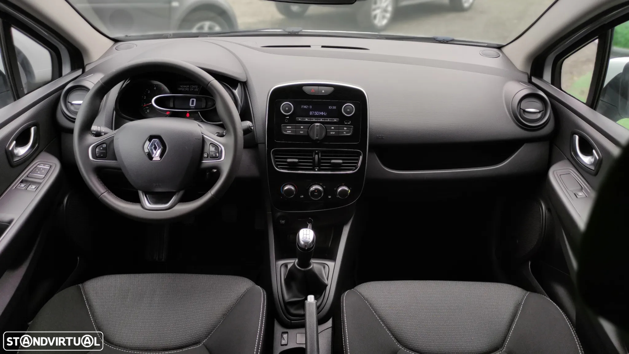 Renault Clio 1.5 dCi Zen - 10
