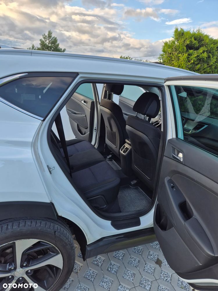 Hyundai Tucson 1.7 CRDI BlueDrive Style 2WD DCT - 9