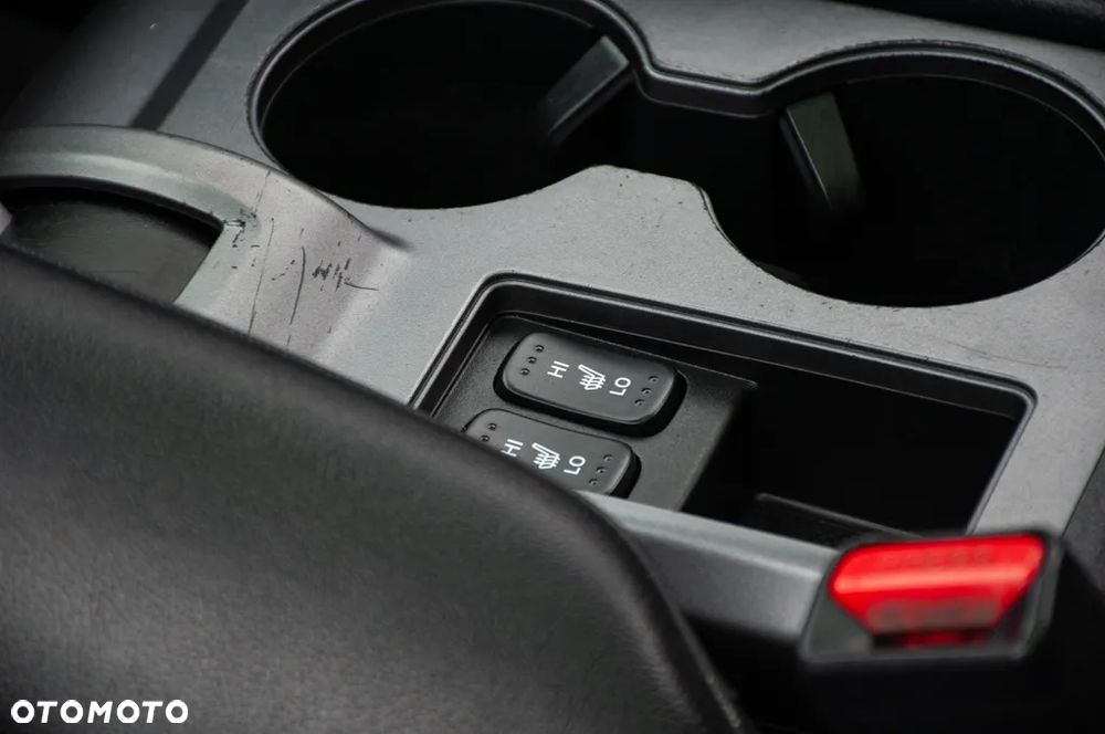 Honda CR-V 2.0i Executive - 33