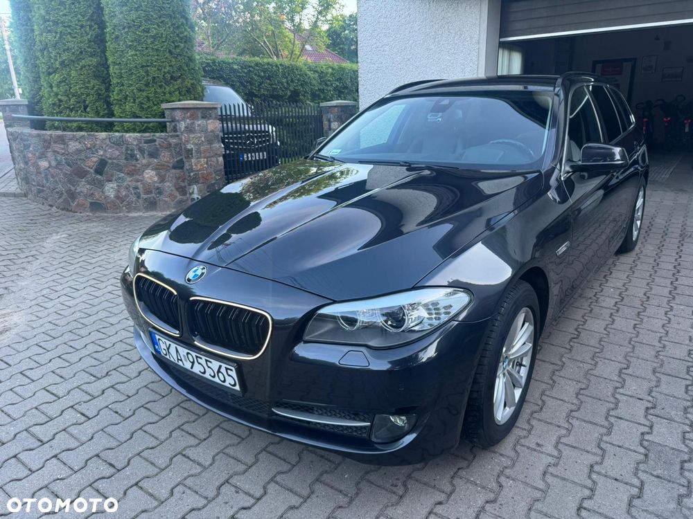 BMW Seria 5 520d - 12
