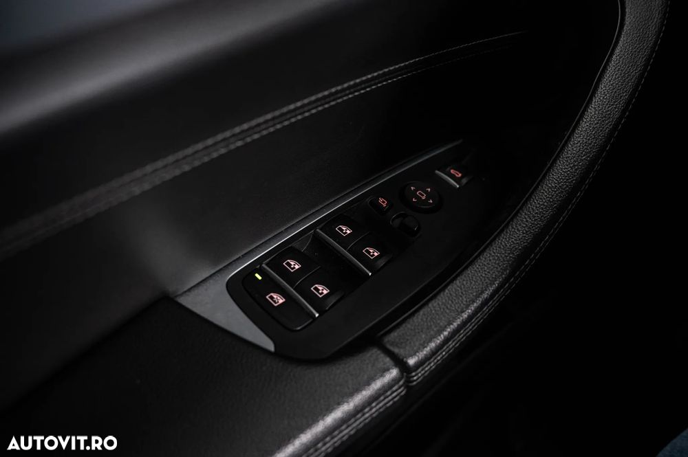 BMW X3 xDrive20i Aut. xLine - 24