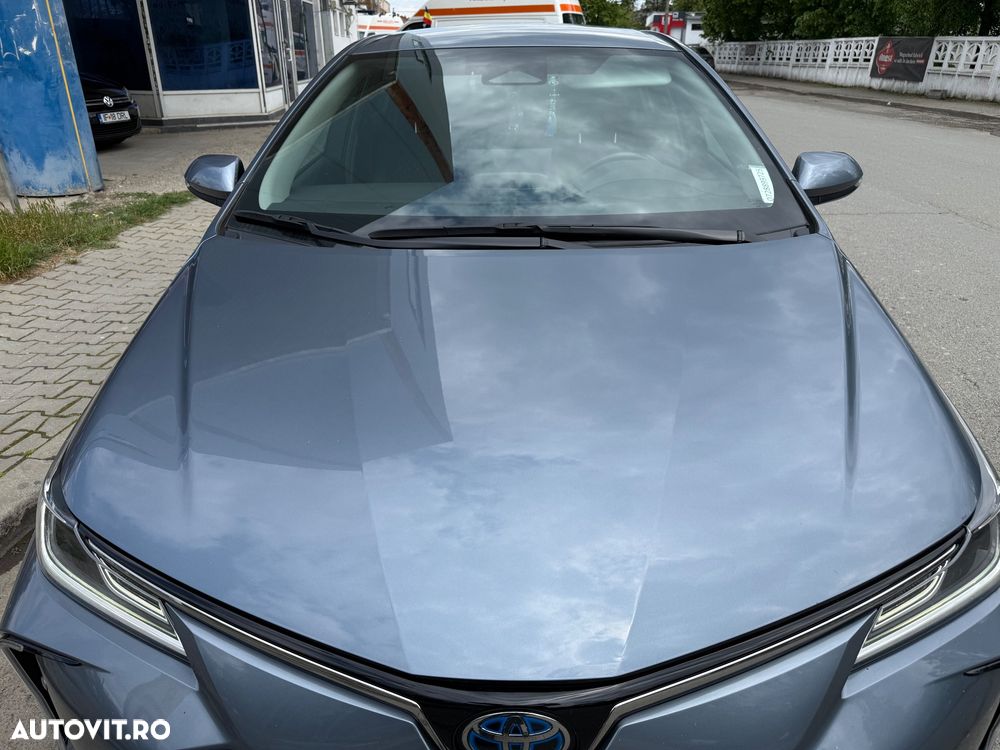 Toyota Corolla - 1