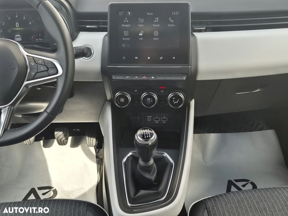 Renault Clio V TCe 90 Techno - 18