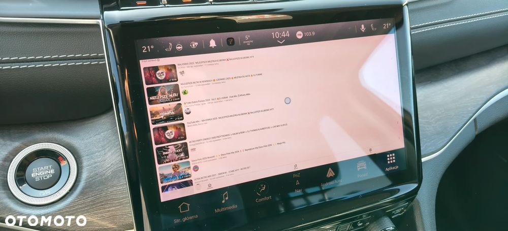 Jeep Grand Cherokee - 41