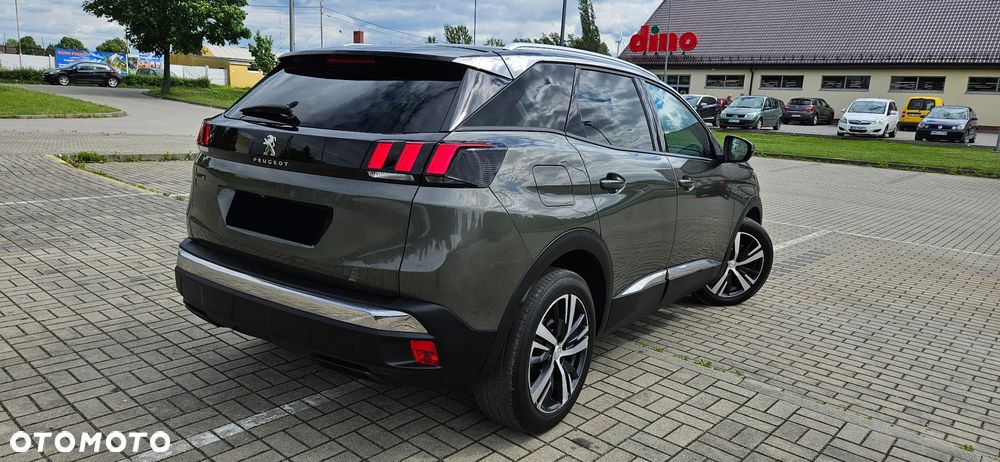 Peugeot 3008 HDi 115 Allure - 3