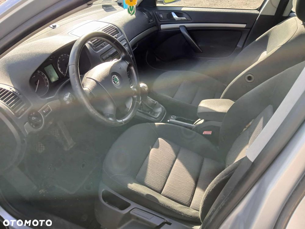 Skoda Octavia - 6