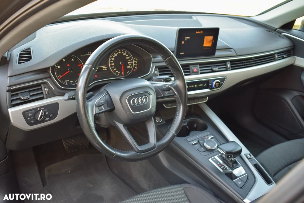Audi A4 2.0 TDI ultra S tronic Design - 21