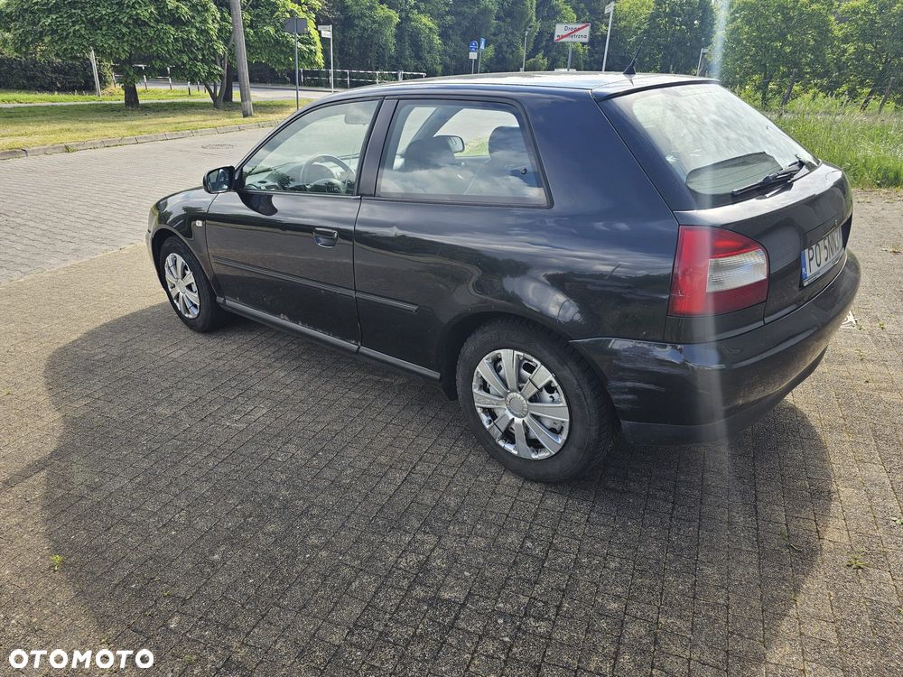 Audi A3 Sportback 1.8 Ambition - 23
