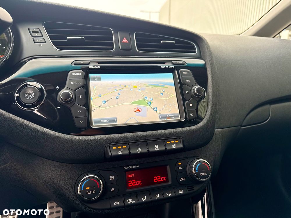 Kia Ceed 1.6 CRDi 128 Platinum Edition - 30