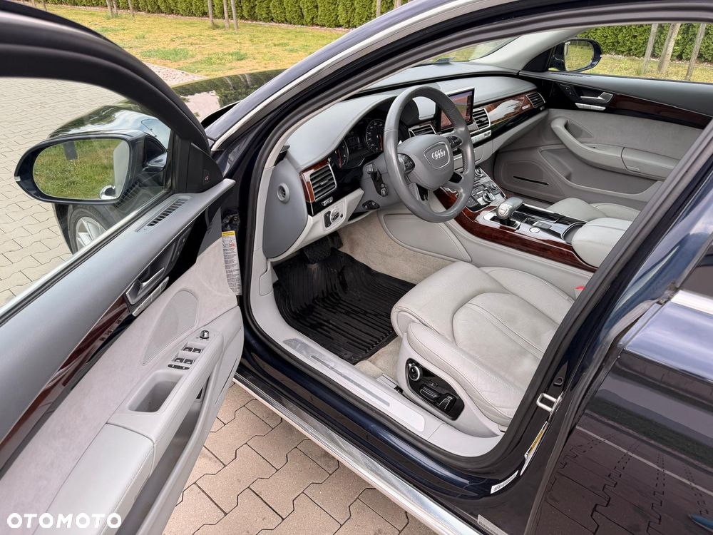 Audi A8 4.2 FSI L Quattro - 19