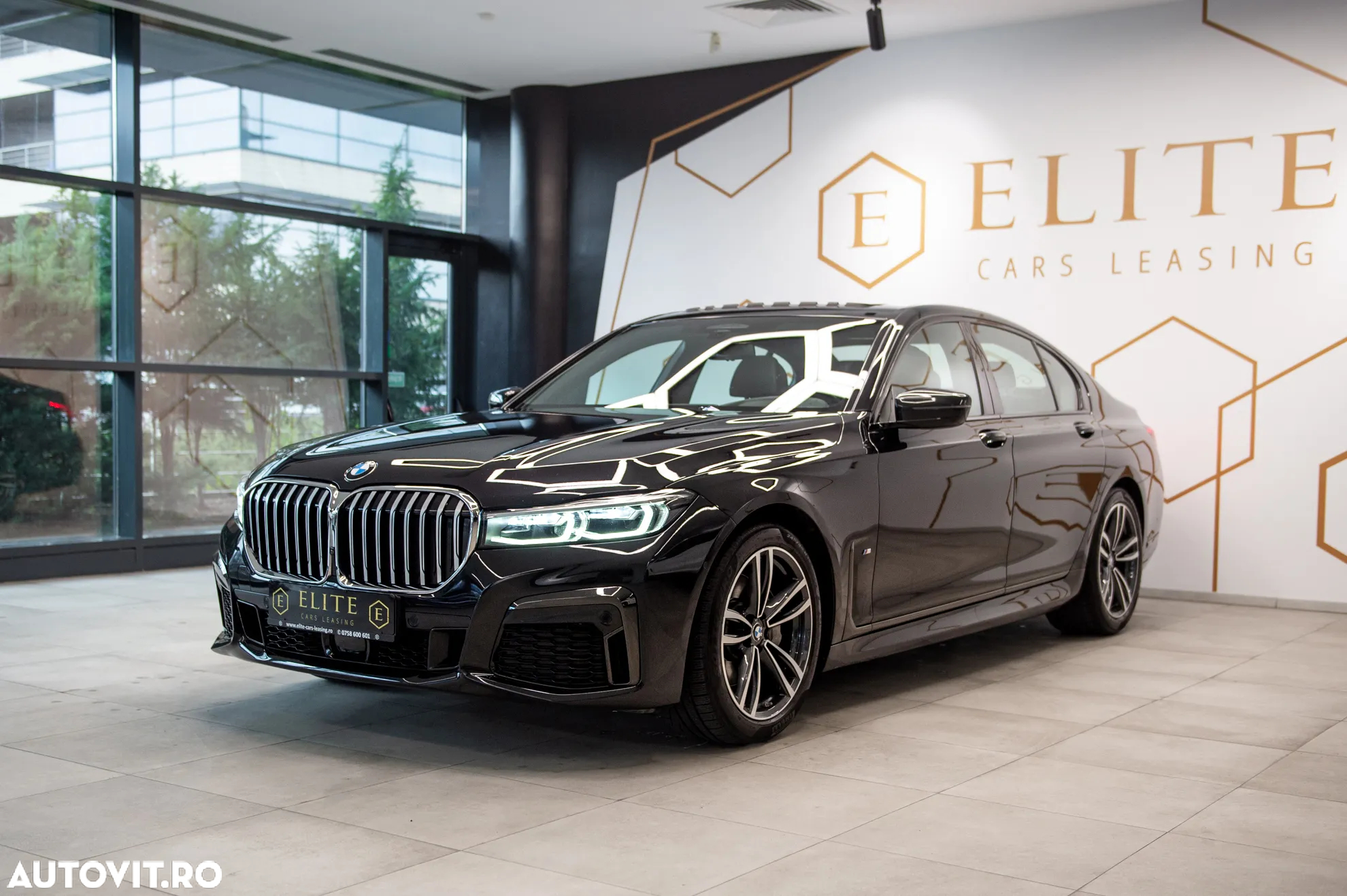 BMW Seria 7 730d xDrive MHEV - 40