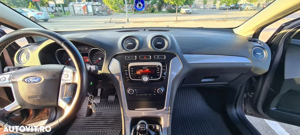 Ford Mondeo 2.0 Duratorq TDCi Trend - 11