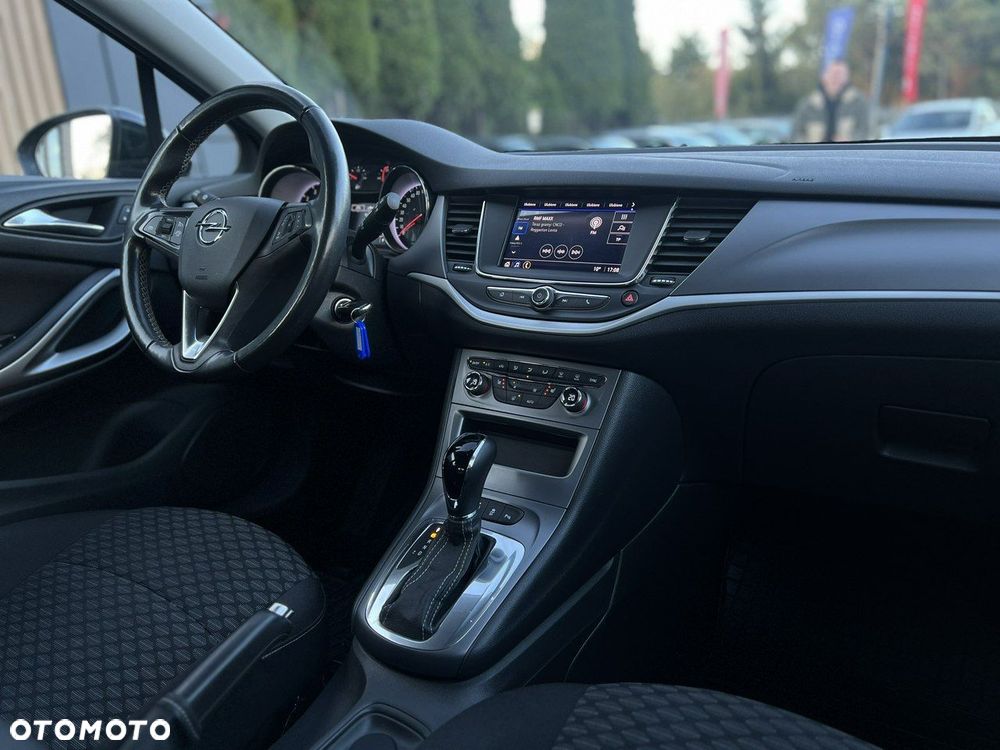 Opel Astra 1.4 T Edition S&S - 37