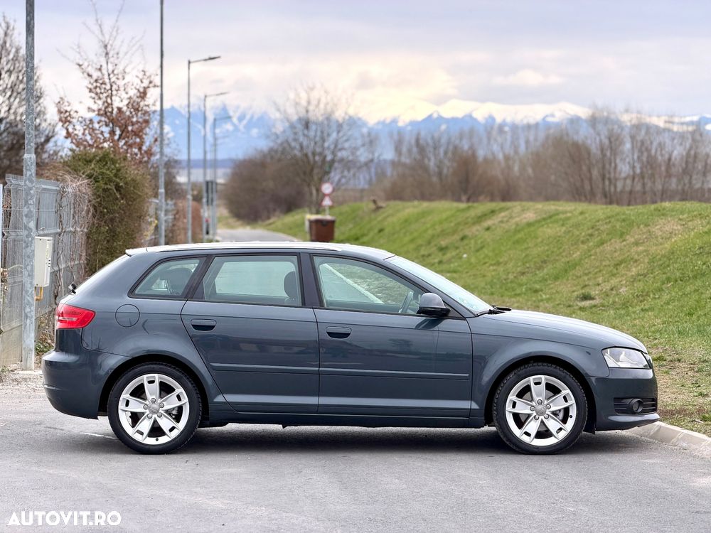 Audi A3 1.4 TFSI ack S line Sportpaket - 2